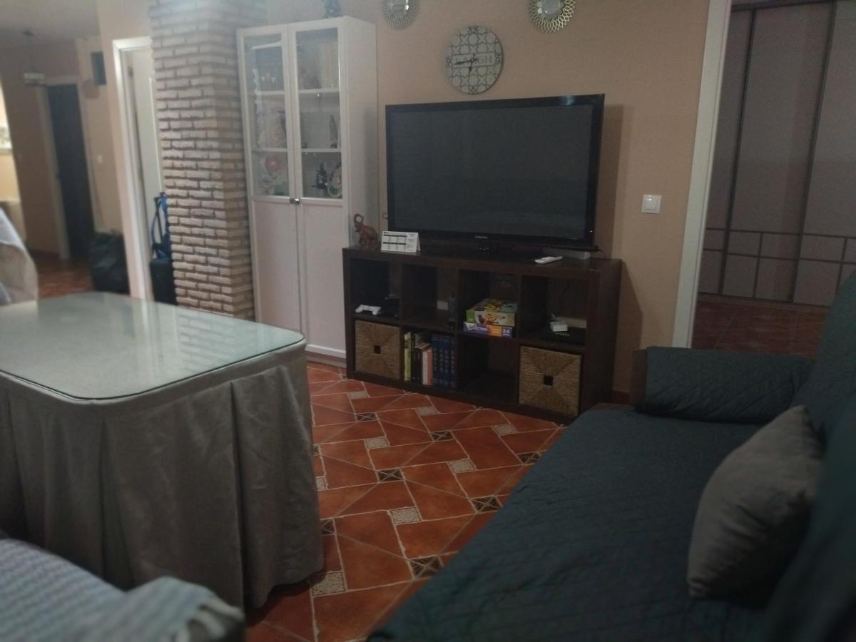 Piso De Dos Dormitorios En El Centro De Sanlucar De Barrameda Luaran gambar